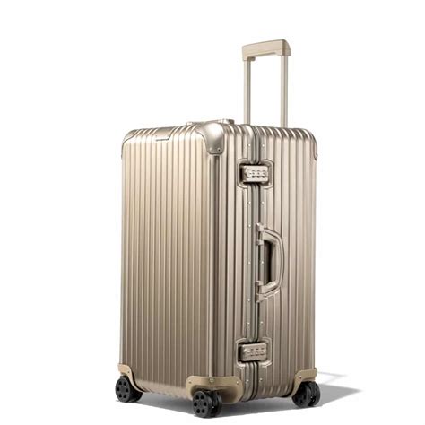 rimowa luggage review.